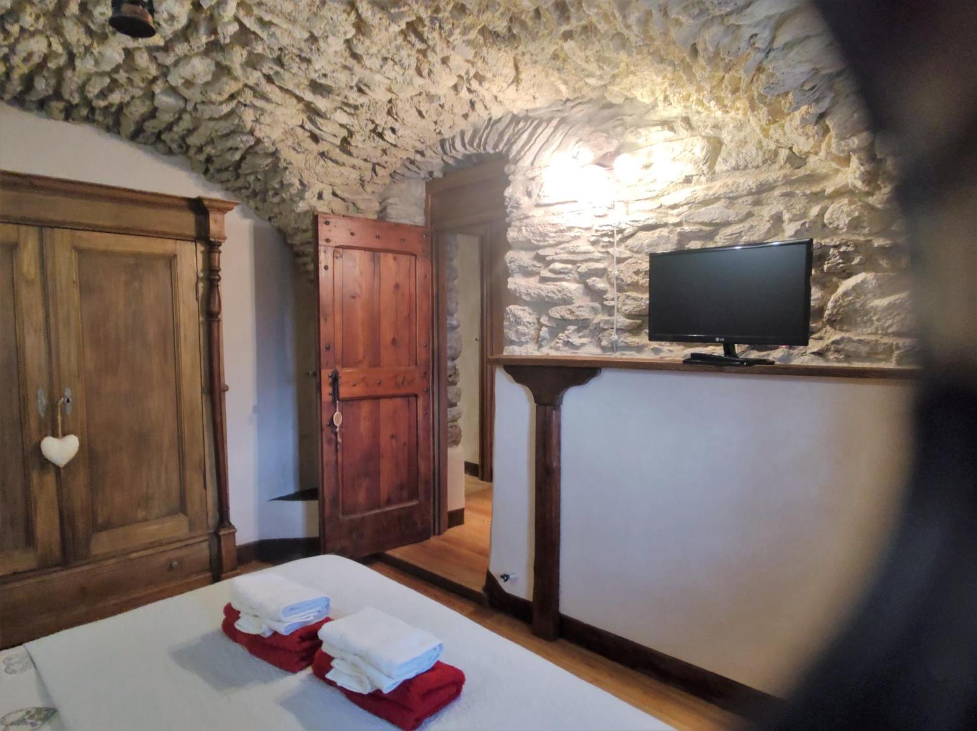 Le Petit Chateau De Vetan Cir 0023 Saint-Pierre Ngoại thất bức ảnh