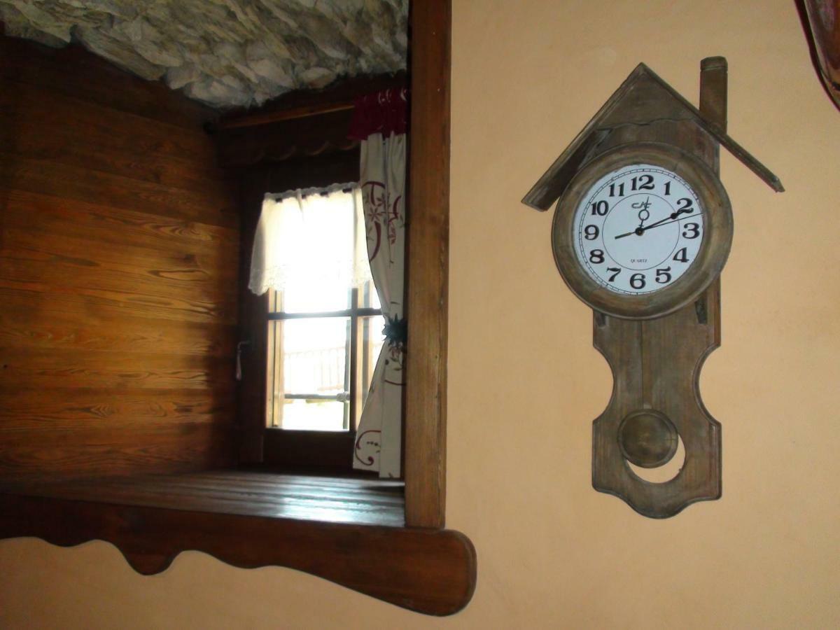 Le Petit Chateau De Vetan Cir 0023 Saint-Pierre Ngoại thất bức ảnh