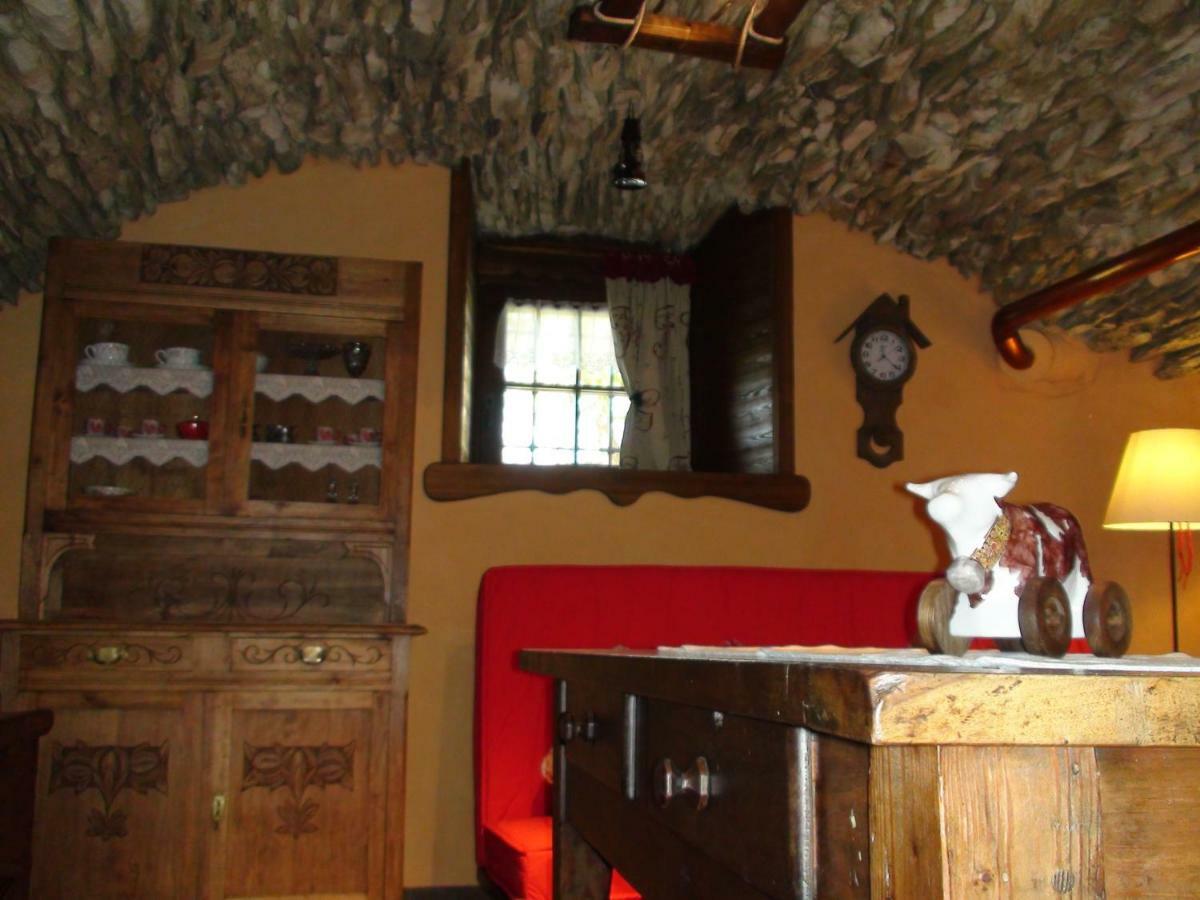 Le Petit Chateau De Vetan Cir 0023 Saint-Pierre Ngoại thất bức ảnh